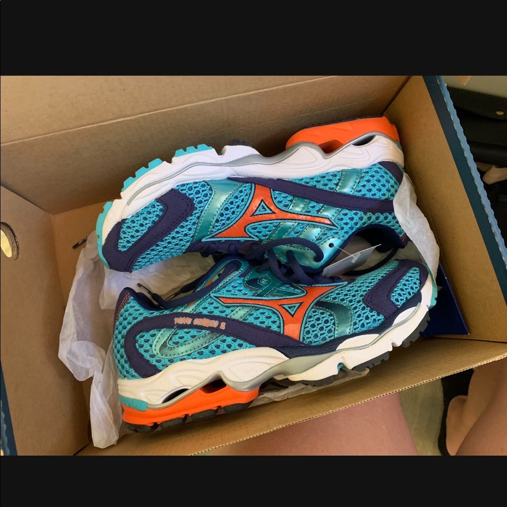 Mizuno Wave Enigma Women’s Size 7.5